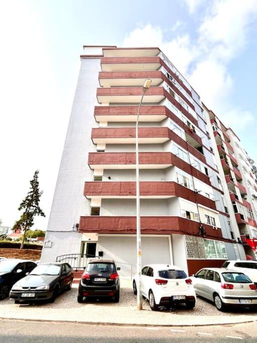 New-Romantic Studio Near The Beach! Paco de Arcos Exterior photo