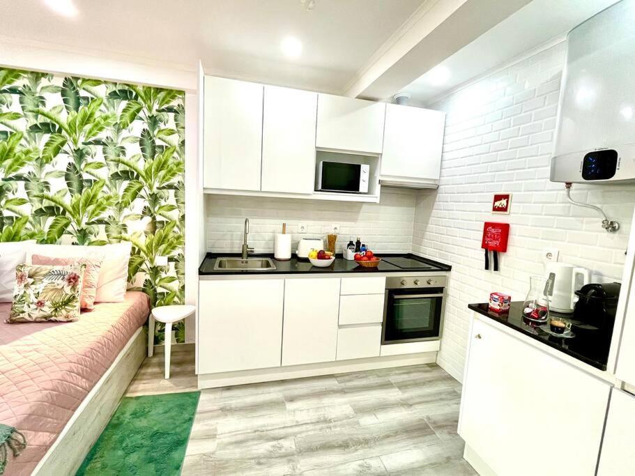 New-Romantic Studio Near The Beach! Paco de Arcos Exterior photo